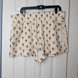 a new day Cream and Black Floral High Waist Shorts